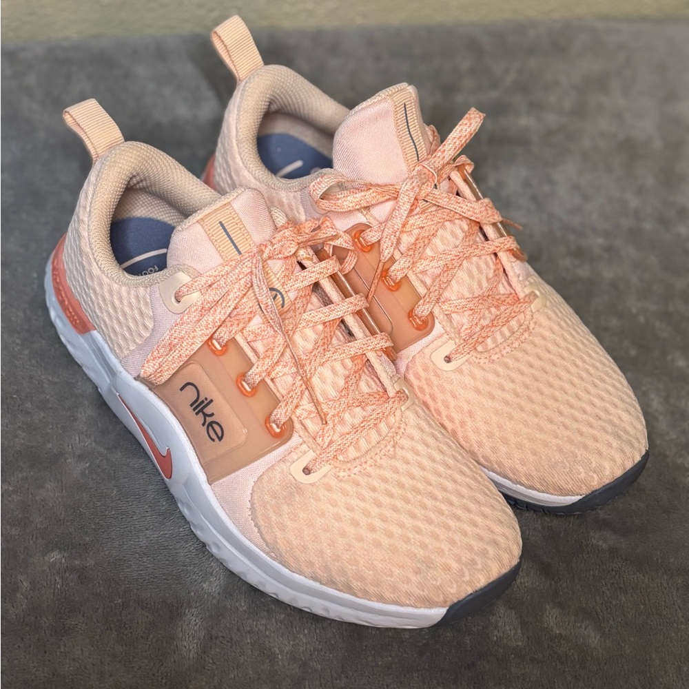 Nike Pink Athletic Shoes Lightweight Breathable Design